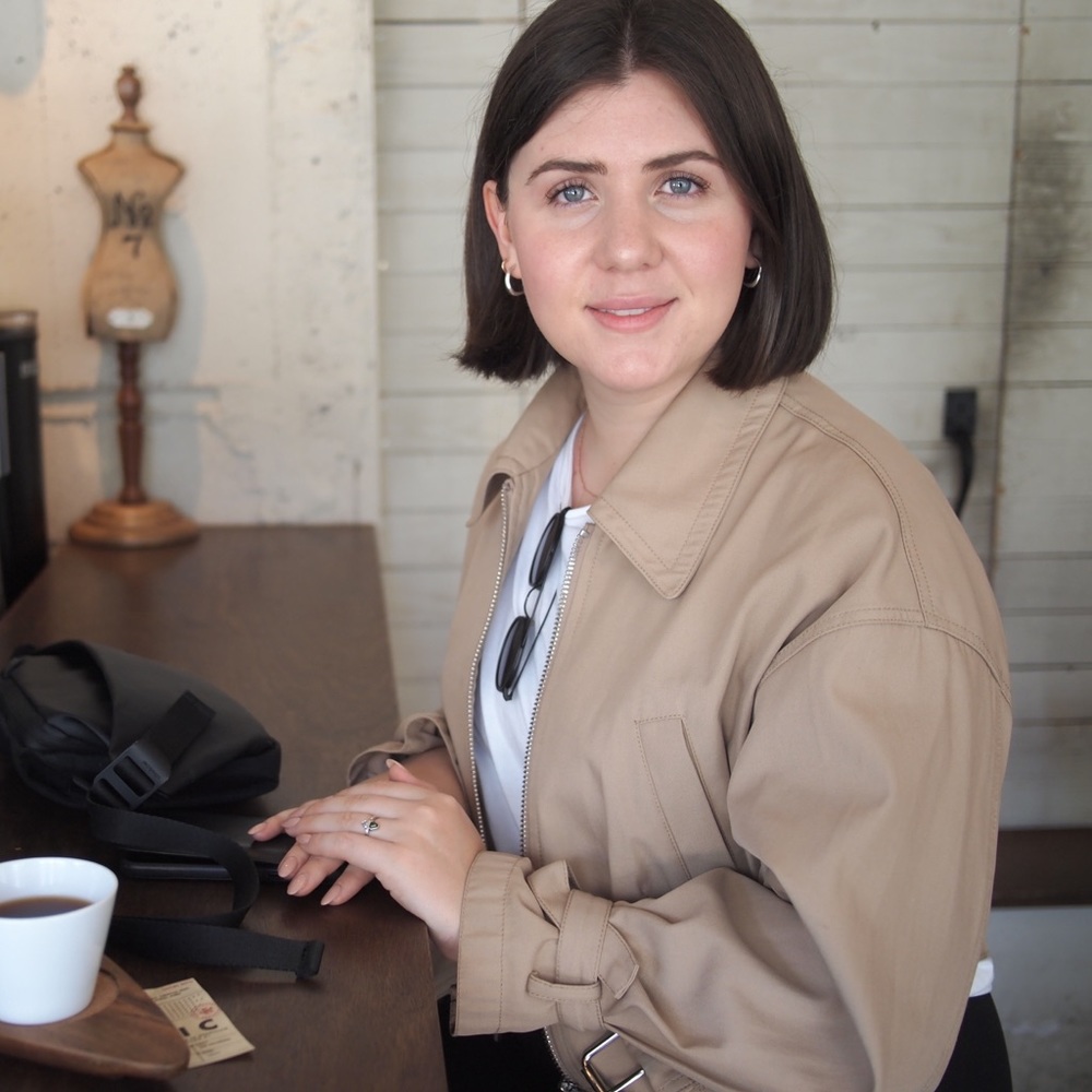 Meet your Posher, Eliana